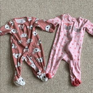 Carter’s Onesies 6-months